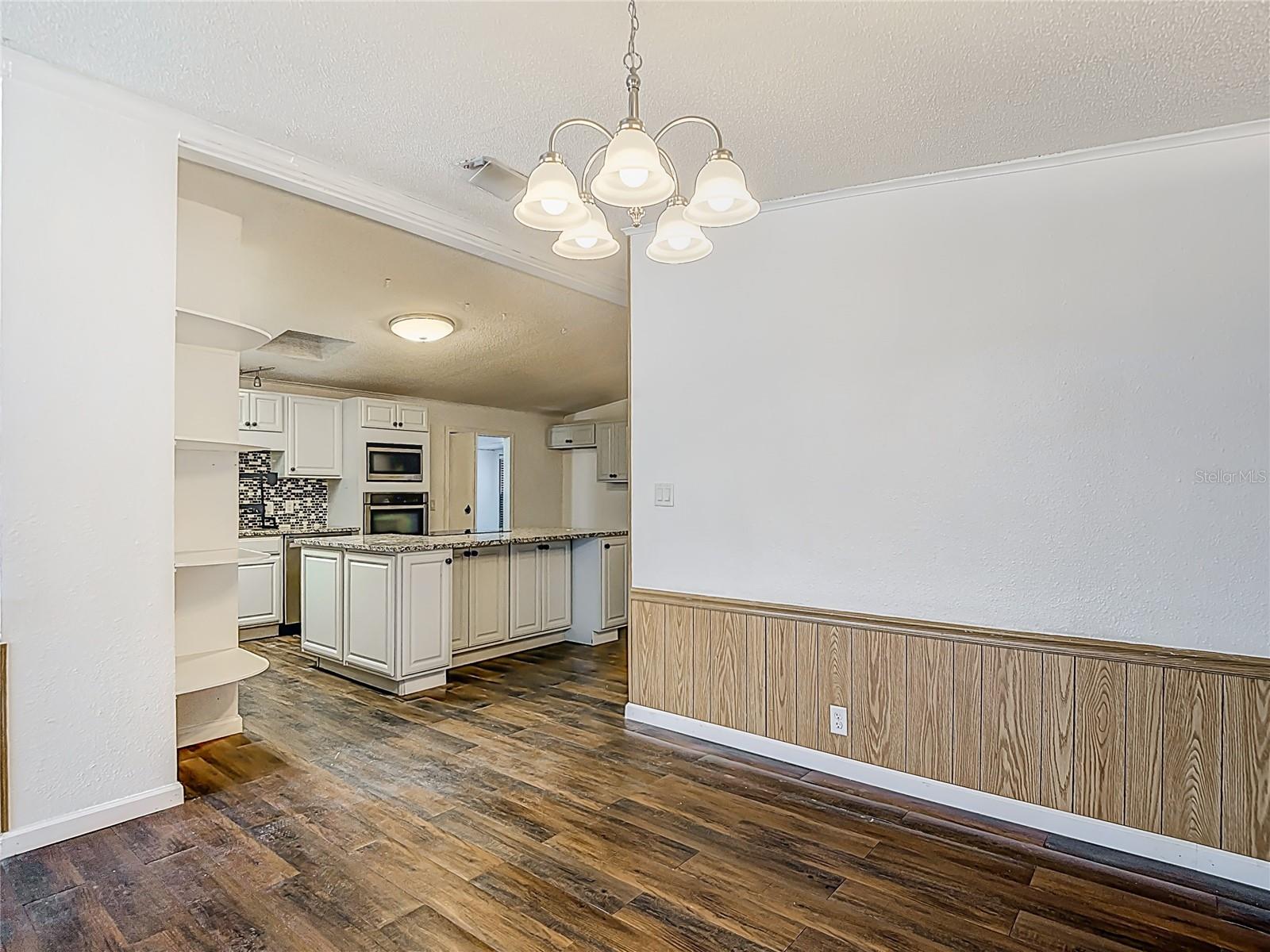 Image 19 of 81 For 8339 Weatherford Avenue