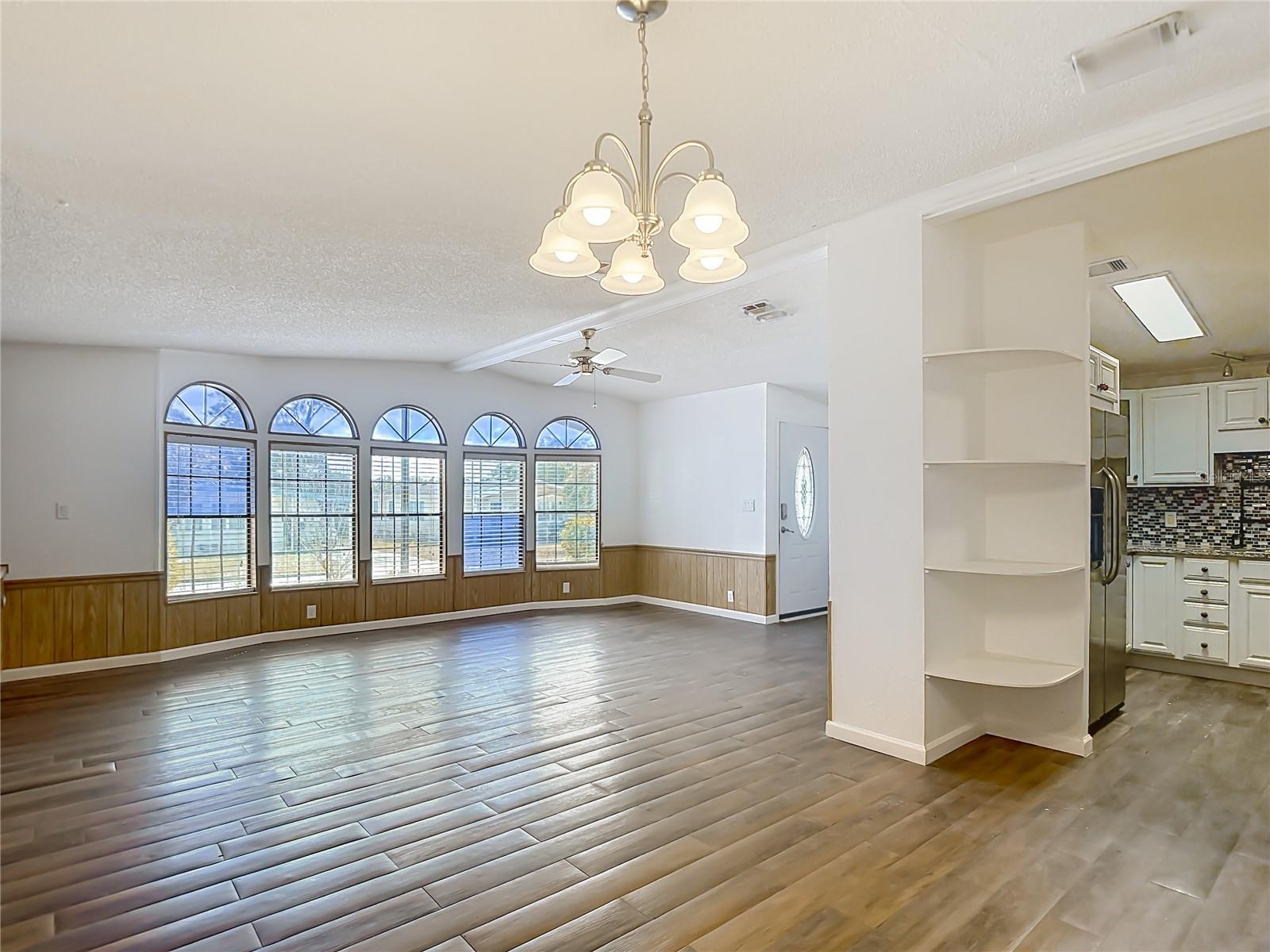 Image 20 of 81 For 8339 Weatherford Avenue