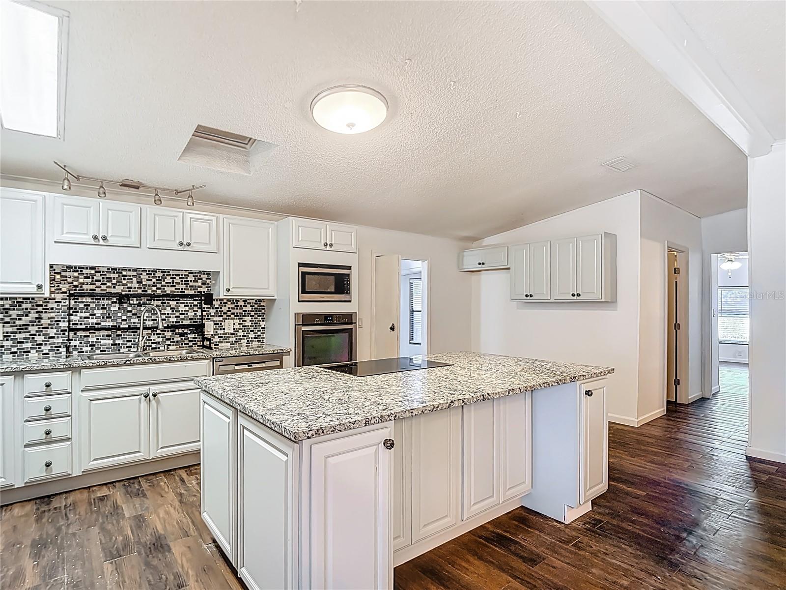 Image 23 of 81 For 8339 Weatherford Avenue