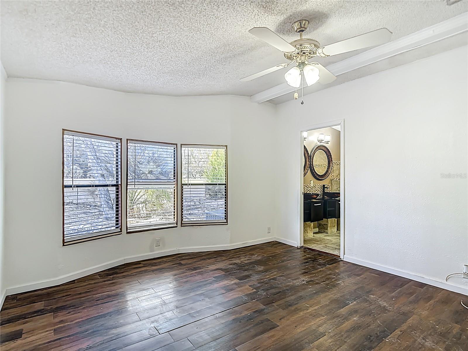 Image 35 of 81 For 8339 Weatherford Avenue