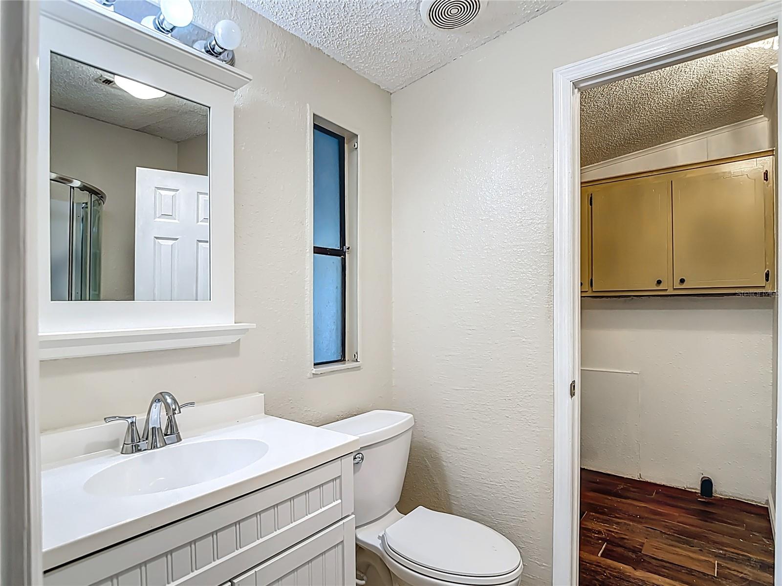 Image 47 of 81 For 8339 Weatherford Avenue