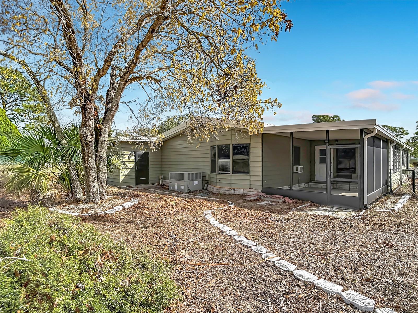 Image 75 of 81 For 8339 Weatherford Avenue