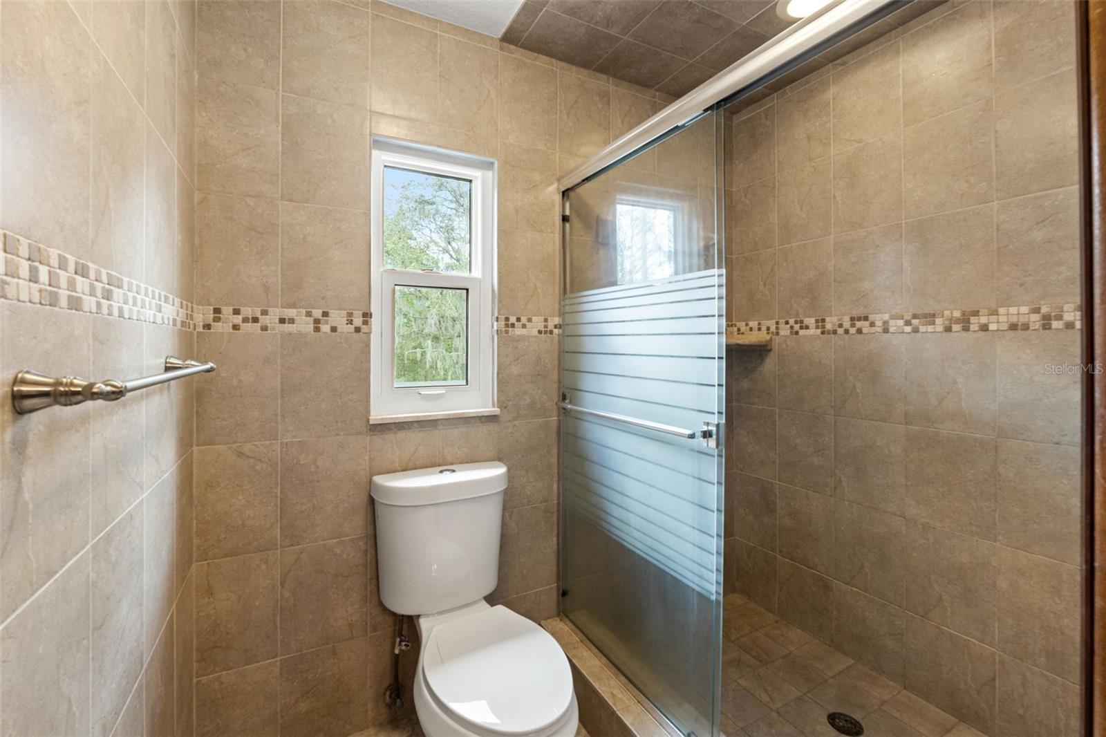 Listing photo id 20 for 1357 Dinsmore Court