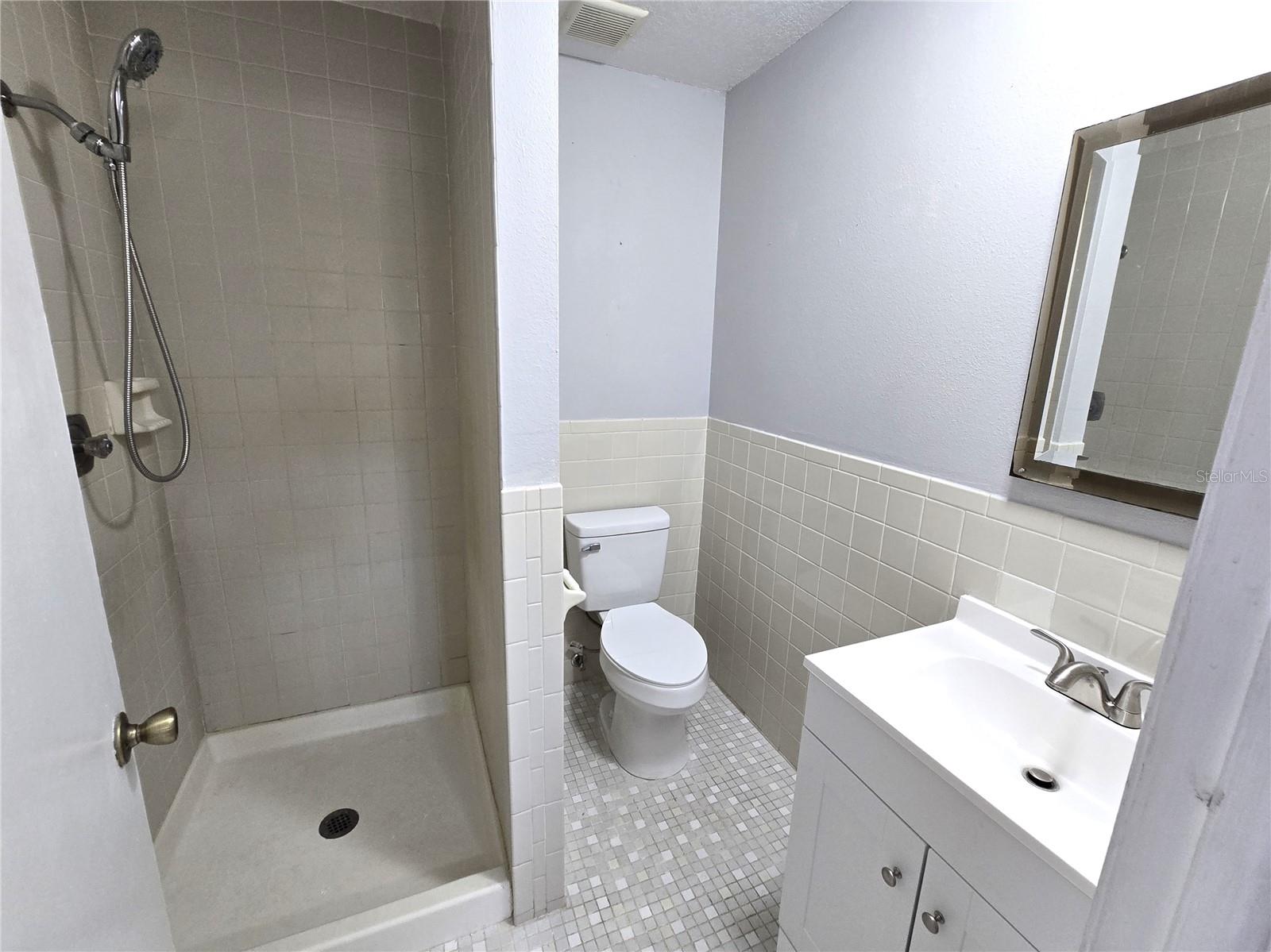 Image 13 of 25 For 5422 Amy Lane