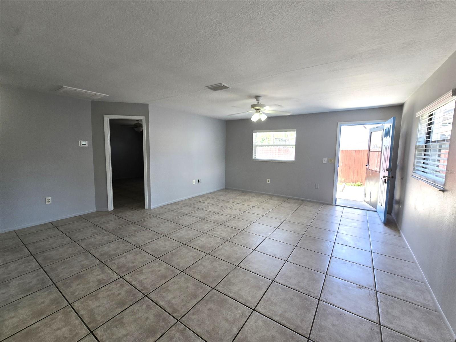 Image 6 of 25 For 5422 Amy Lane