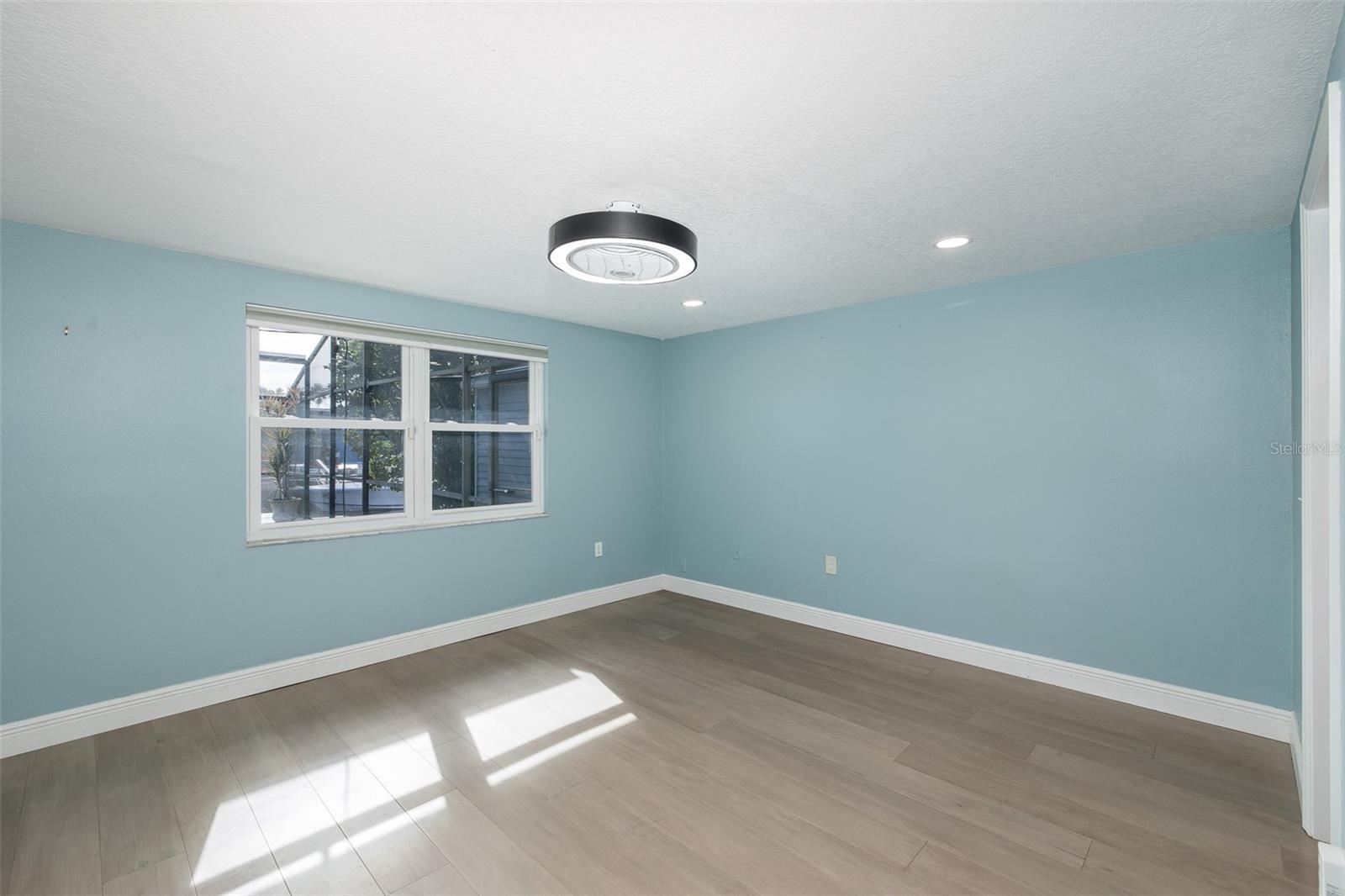 Image 23 of 61 For 9816 San Mateo Way