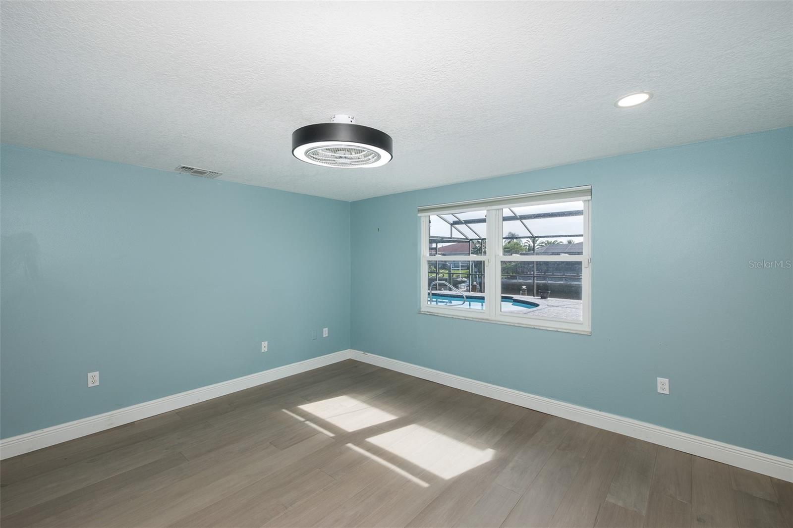 Image 25 of 61 For 9816 San Mateo Way