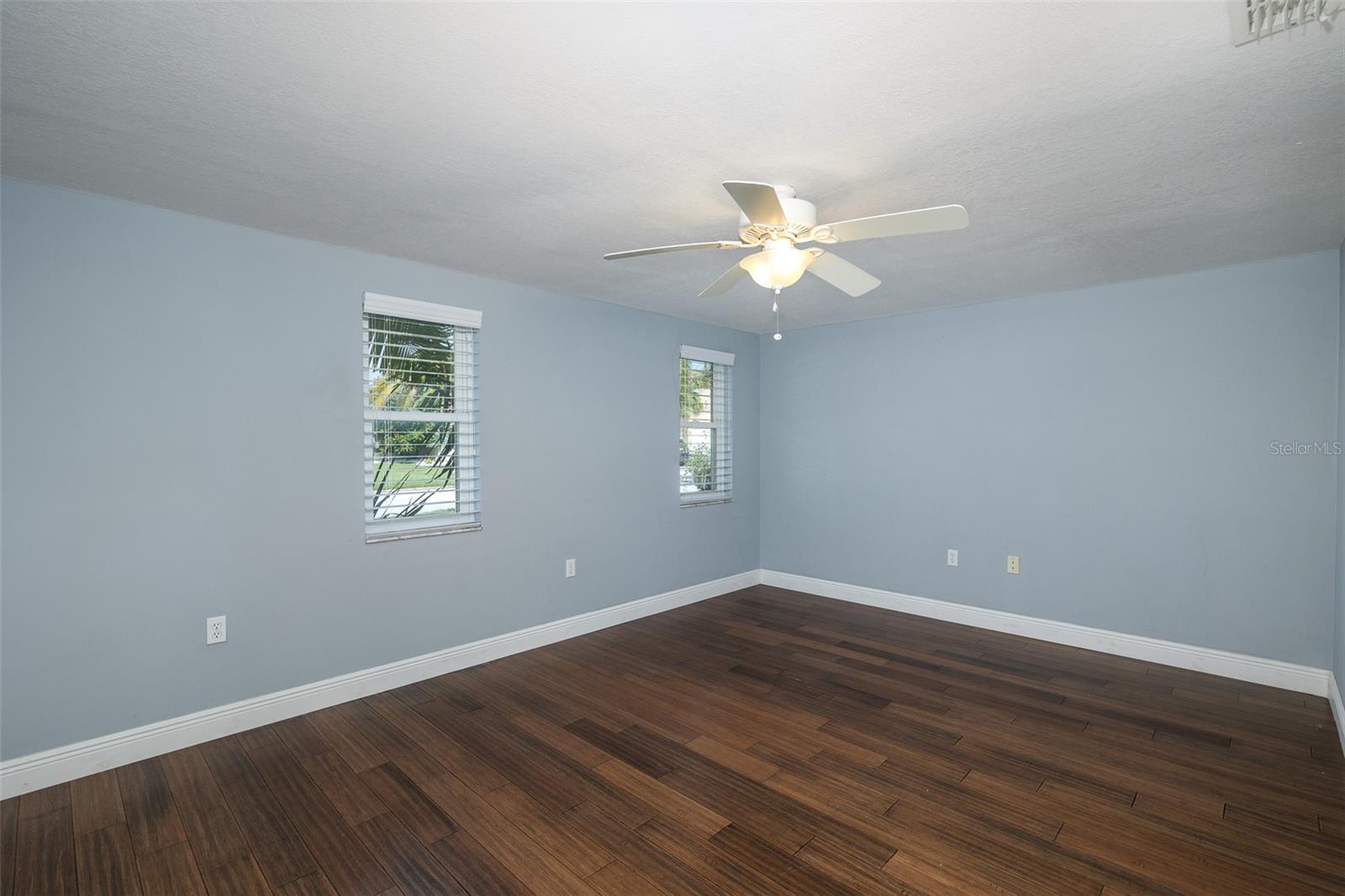 Image 29 of 61 For 9816 San Mateo Way