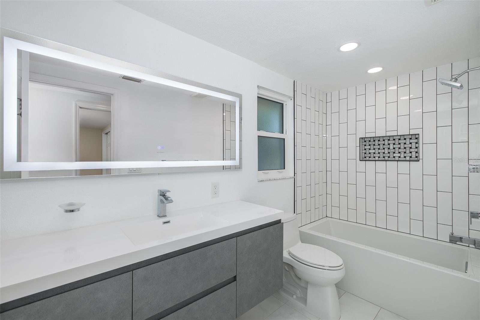 Image 31 of 61 For 9816 San Mateo Way