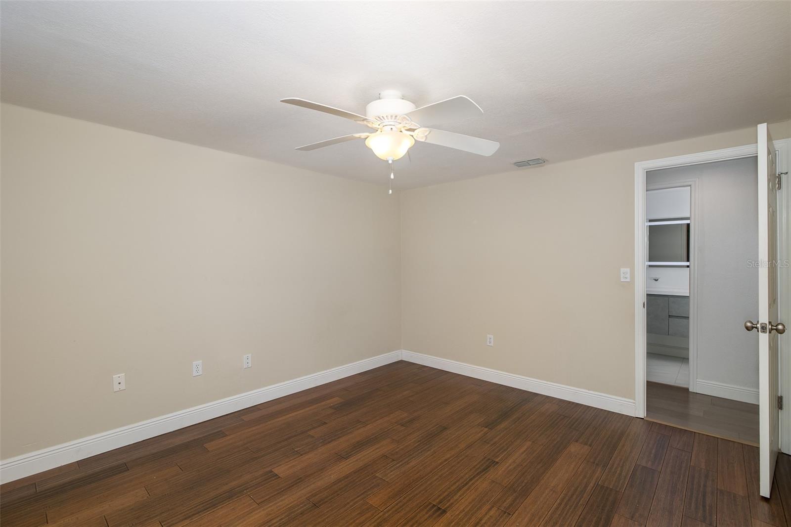 Image 34 of 61 For 9816 San Mateo Way