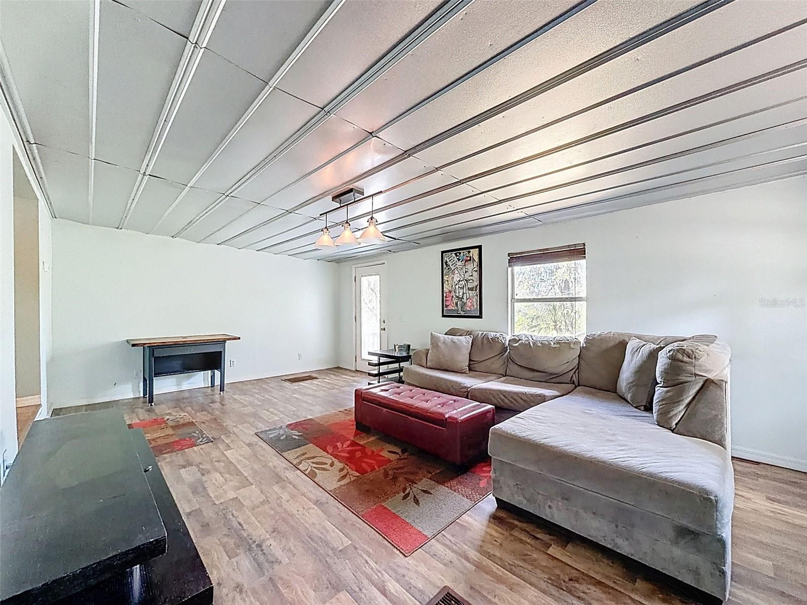 Image 7 of 34 For 10423 Cheever Road