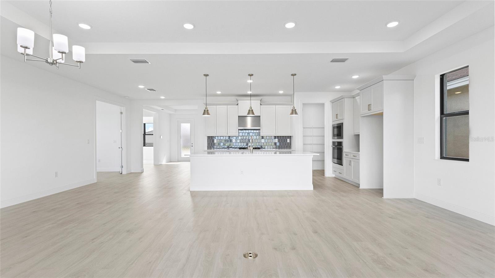 Image 10 of 85 For 18211 Morgan Drive