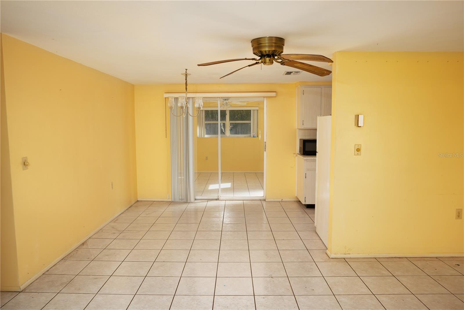 Image 10 of 24 For 5102 Manor Drive