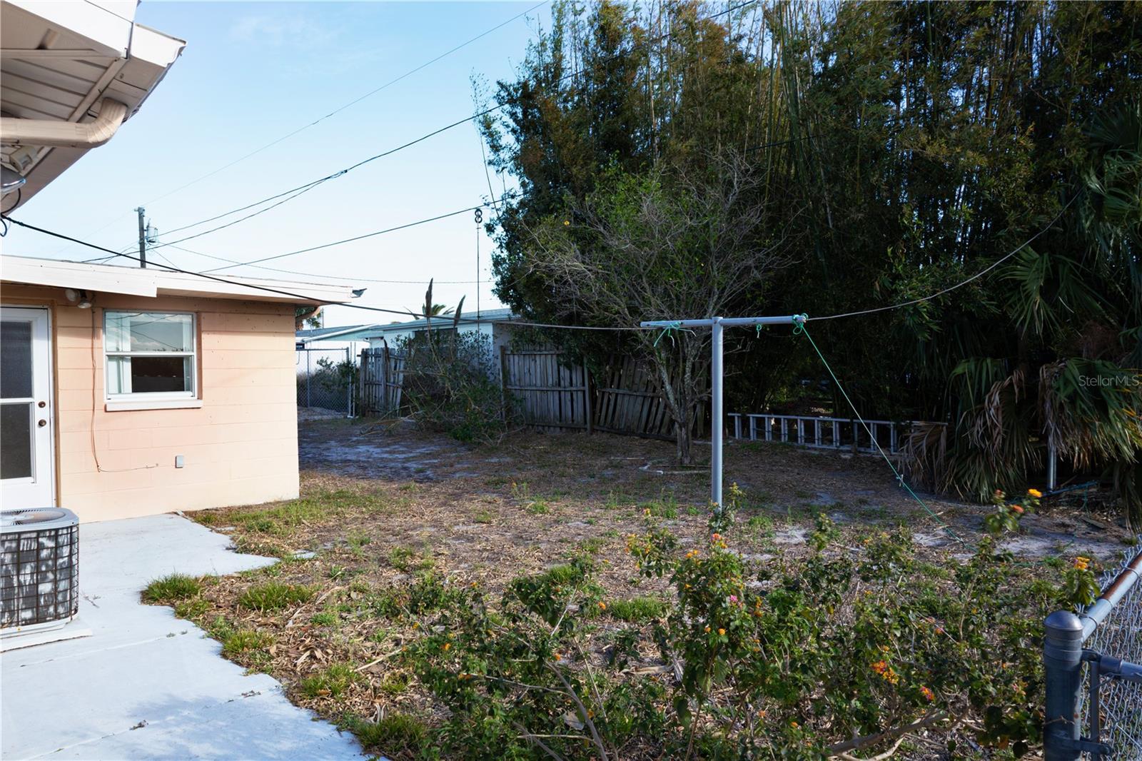 Image 21 of 24 For 5102 Manor Drive