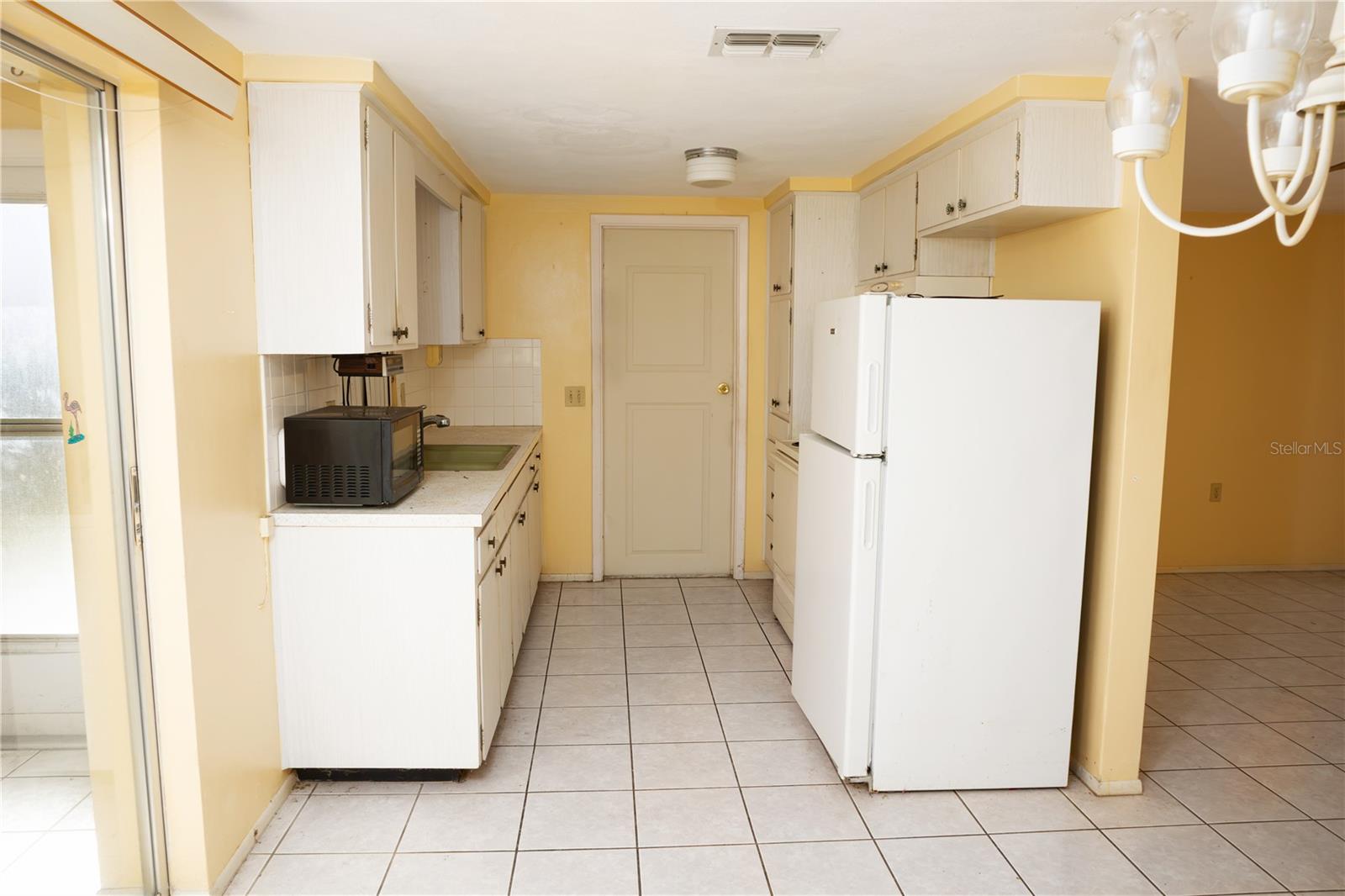 Image 7 of 24 For 5102 Manor Drive