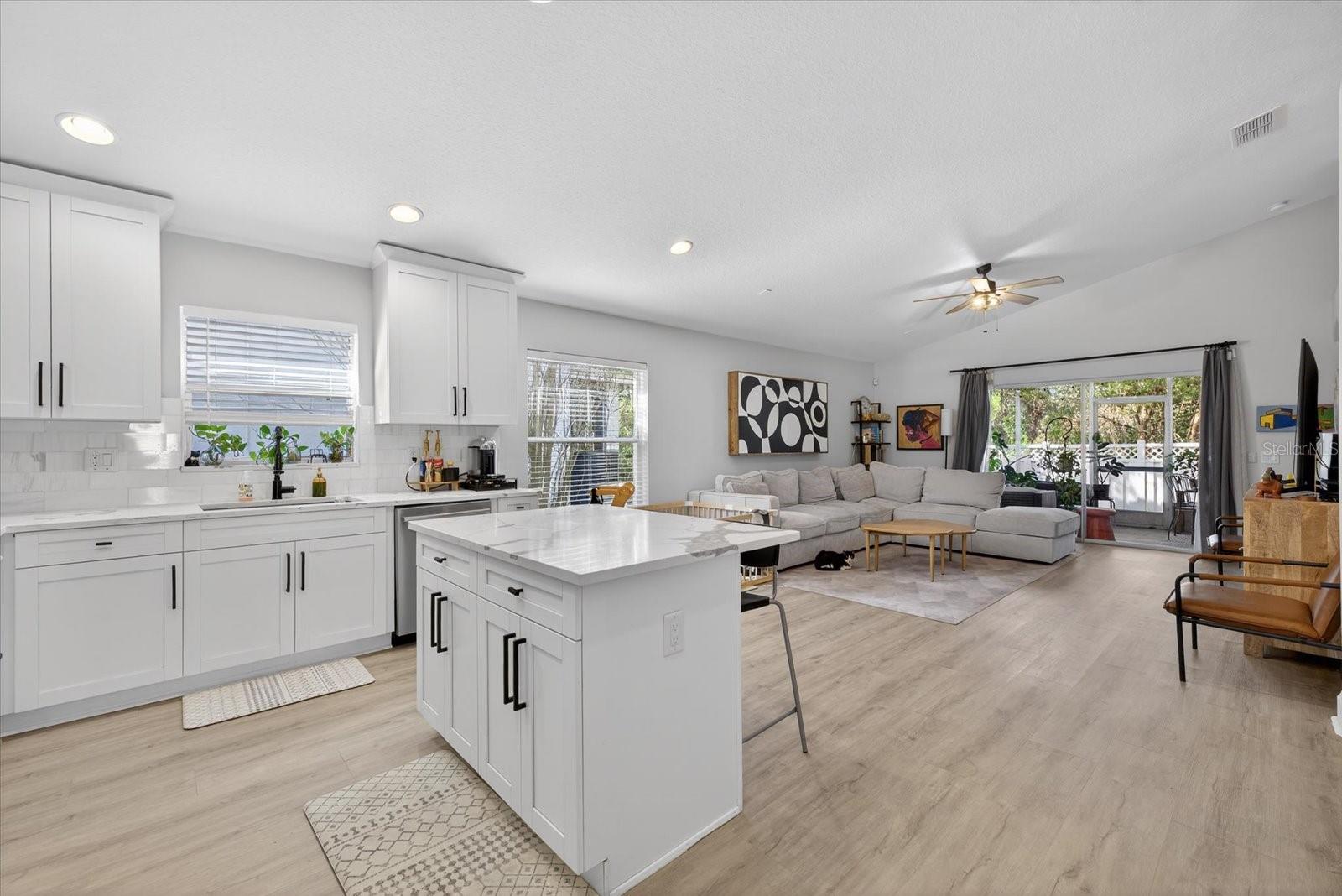 Image 11 of 37 For 5209 Abbey Park Avenue