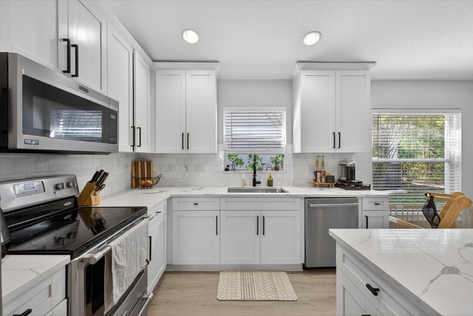 Image 12 of 37 For 5209 Abbey Park Avenue