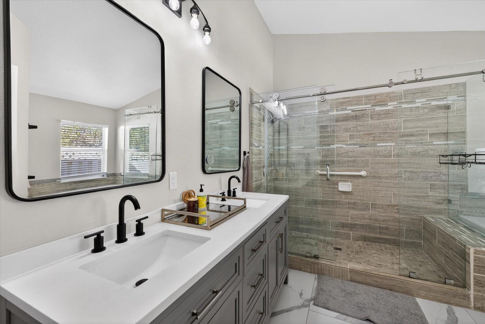 Image 24 of 37 For 5209 Abbey Park Avenue