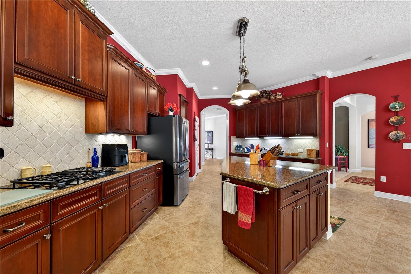 Image 24 of 76 For 19502 Mossy Oak Court