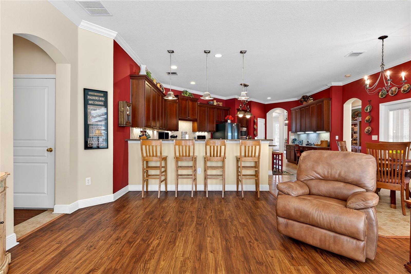 Image 28 of 76 For 19502 Mossy Oak Court