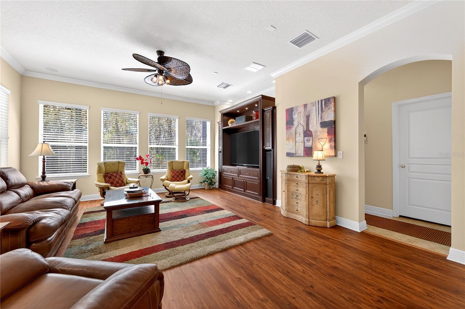 Image 31 of 76 For 19502 Mossy Oak Court