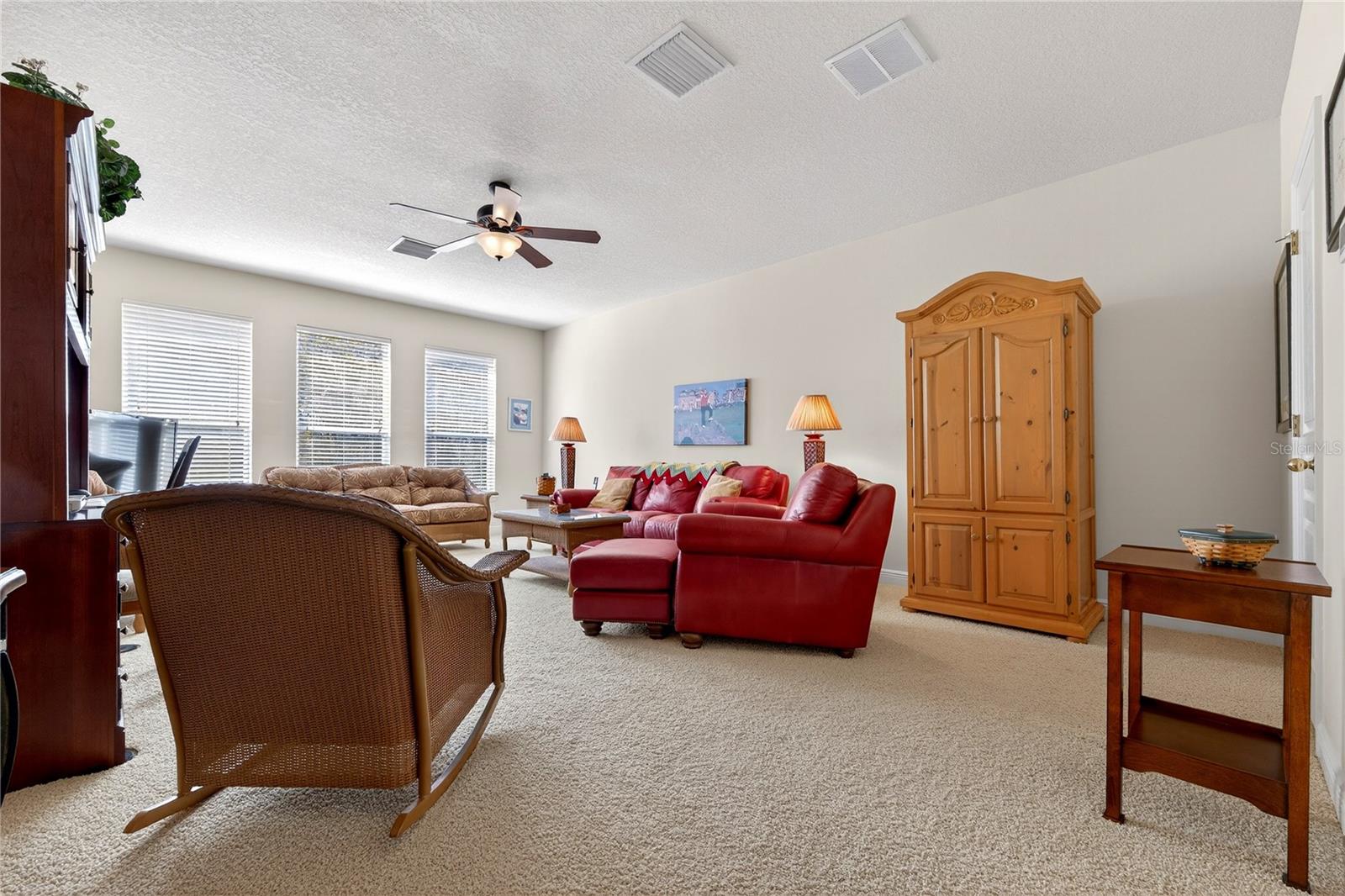 Image 46 of 76 For 19502 Mossy Oak Court