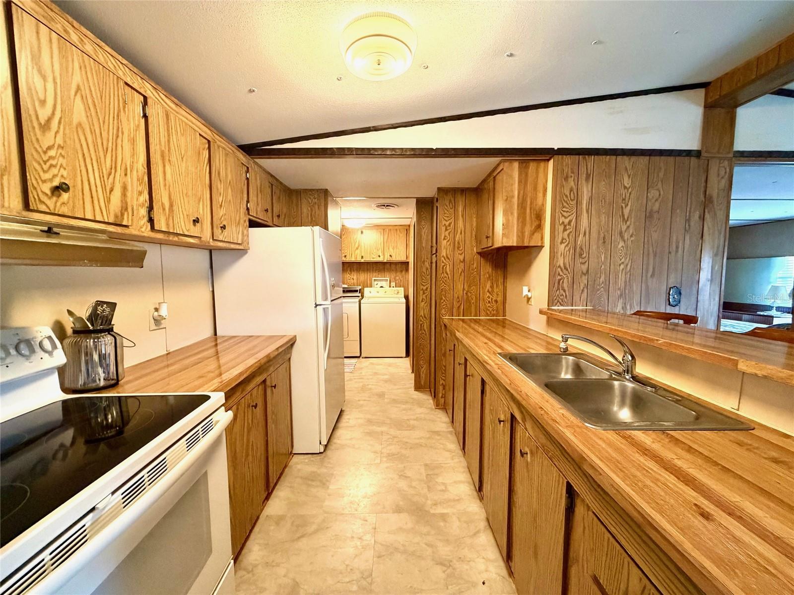 Image 11 of 29 For 14645 47th Avenue