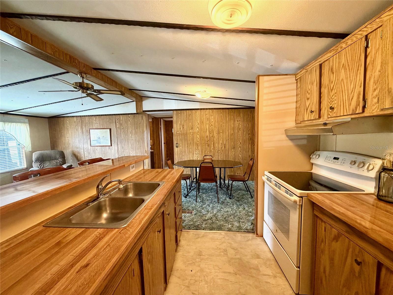 Image 20 of 29 For 14645 47th Avenue