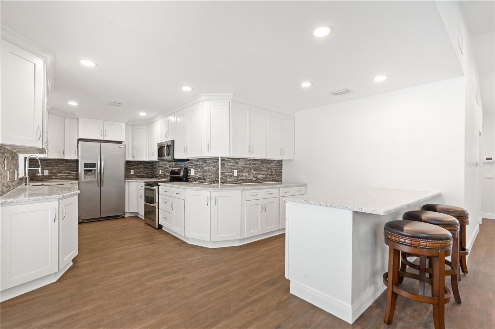 Image 10 of 53 For 14114 Bardsdale Lane