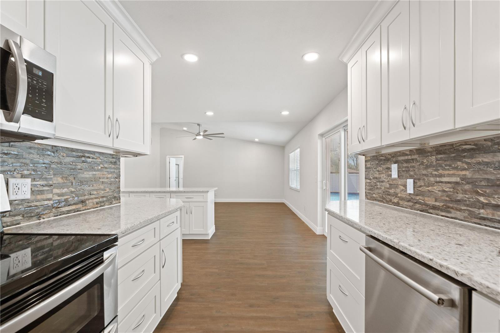 Image 14 of 53 For 14114 Bardsdale Lane