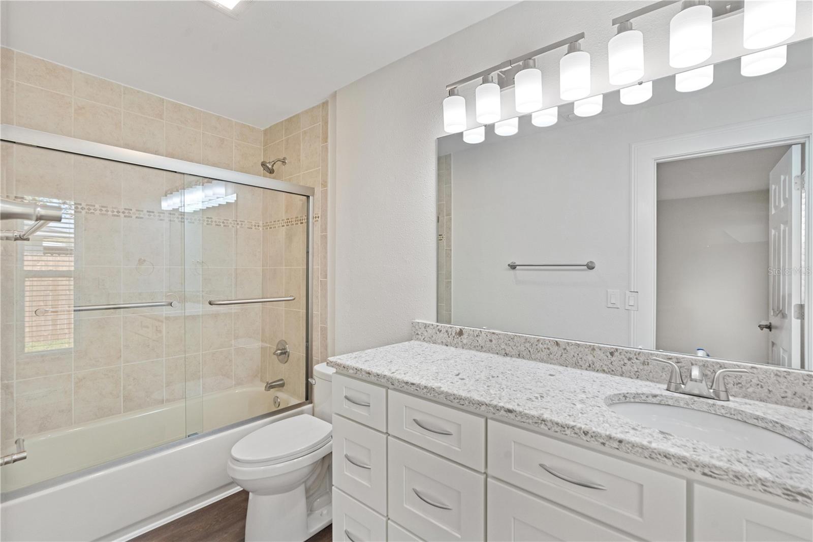 Image 21 of 53 For 14114 Bardsdale Lane