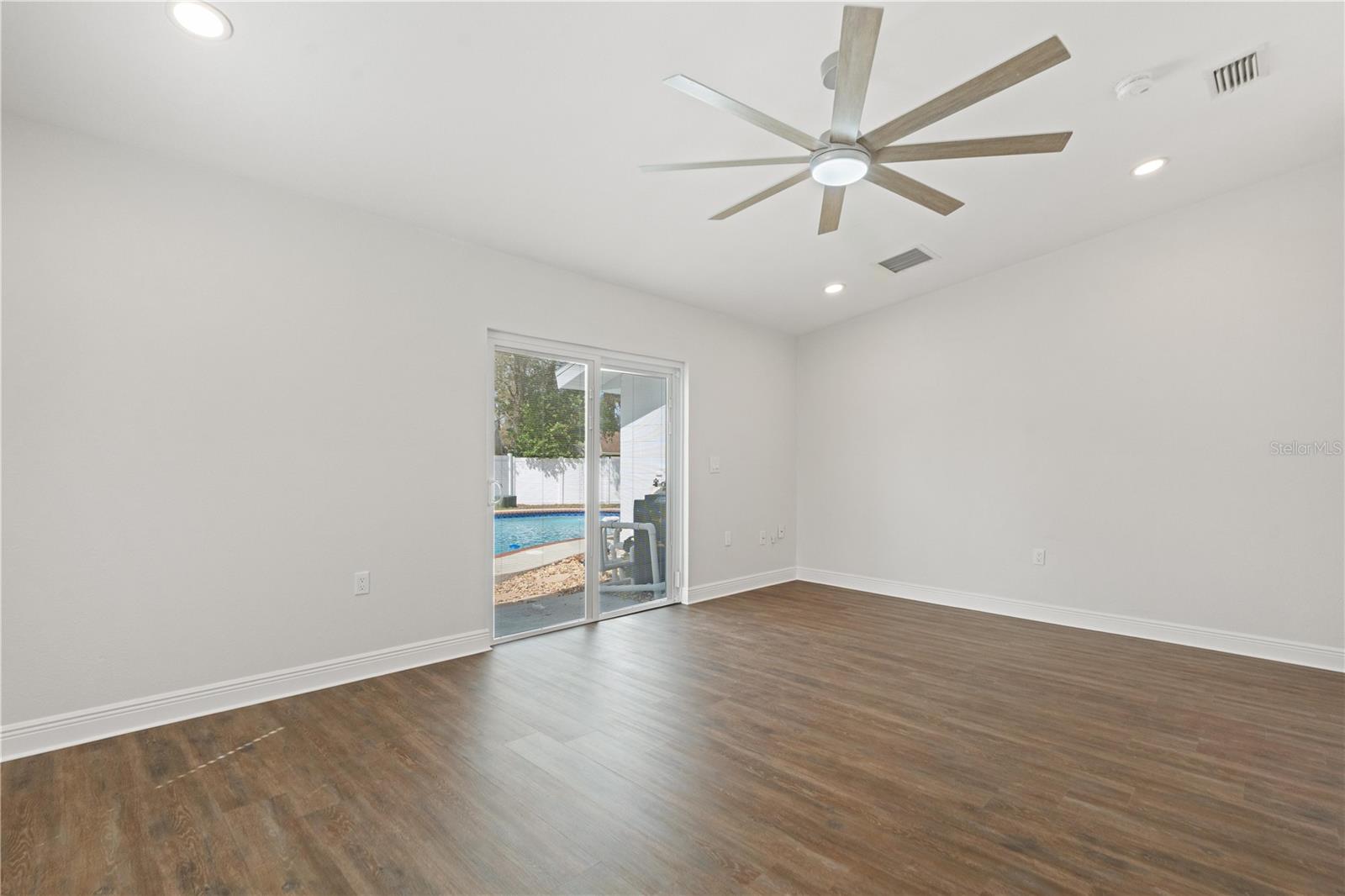 Image 30 of 53 For 14114 Bardsdale Lane