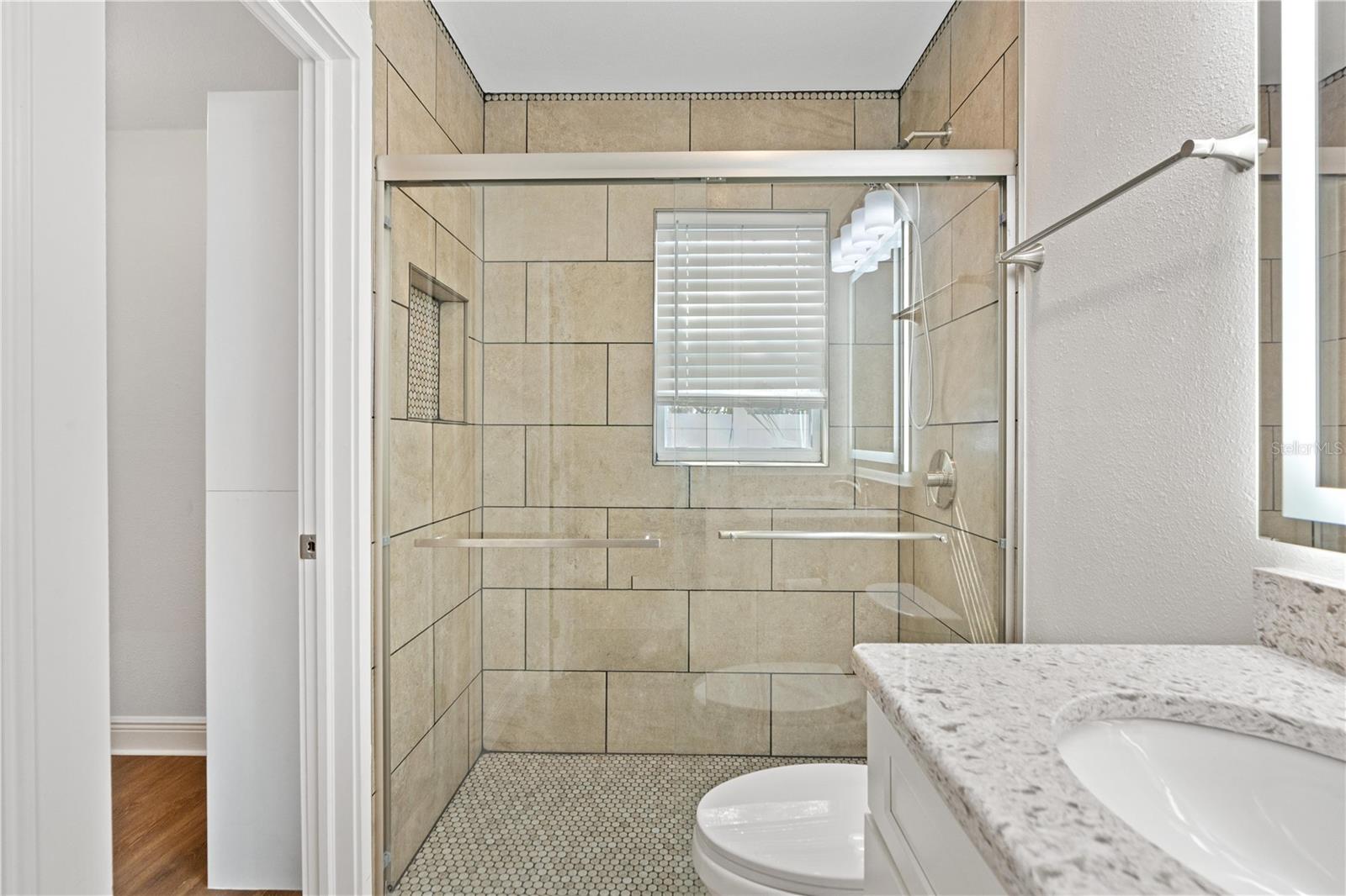 Image 33 of 53 For 14114 Bardsdale Lane