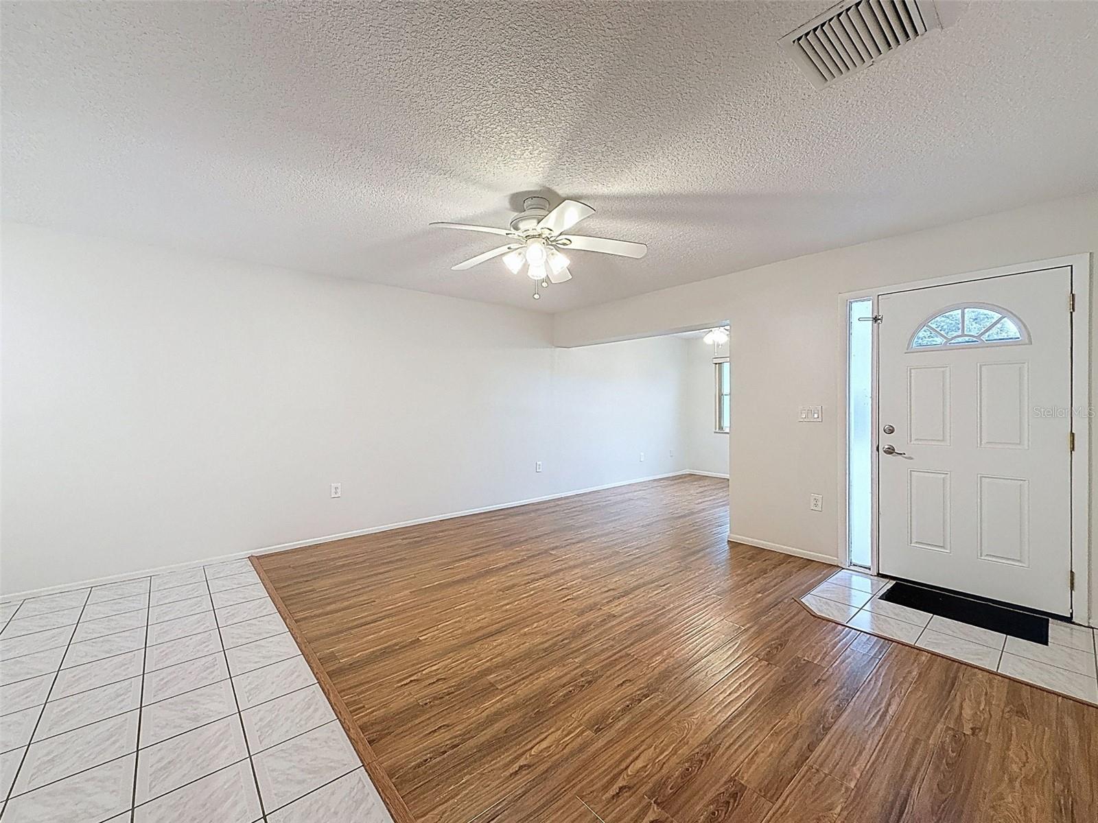 Image 11 of 57 For 11341 Dollar Lake Drive 1