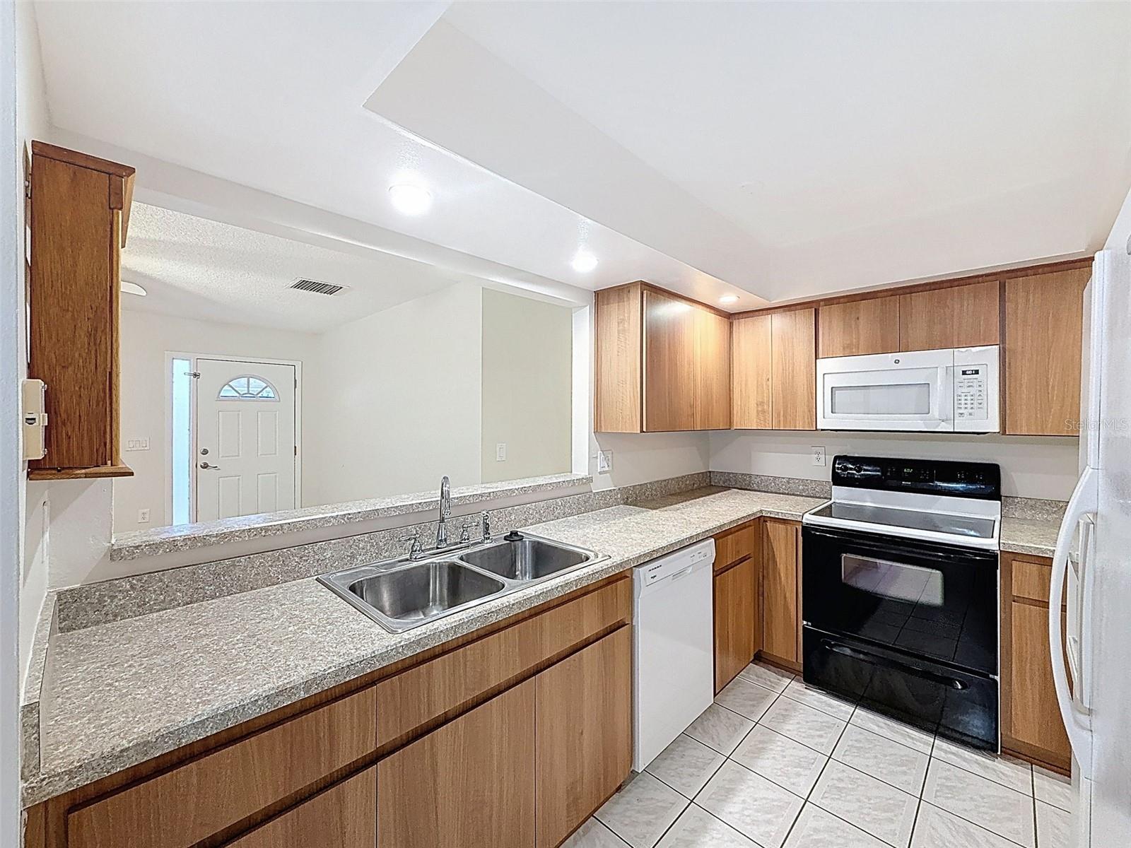 Image 23 of 57 For 11341 Dollar Lake Drive 1