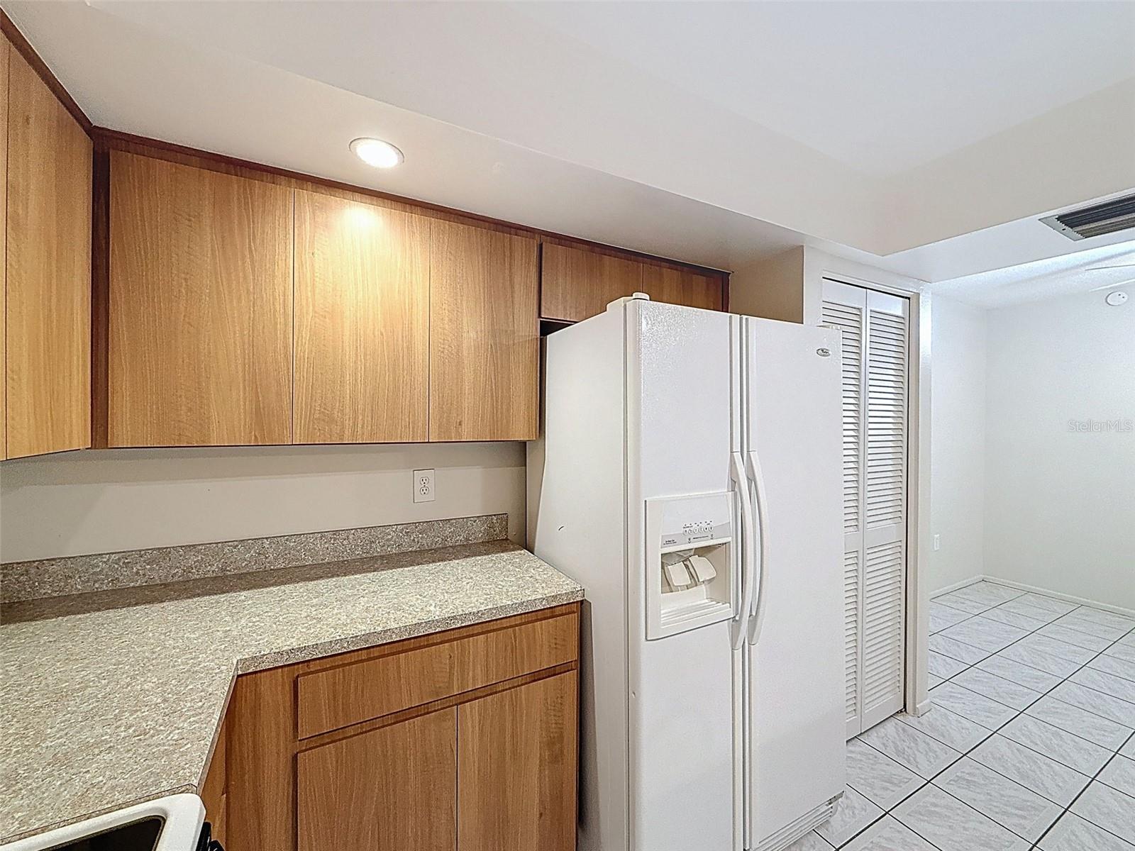 Image 27 of 57 For 11341 Dollar Lake Drive 1