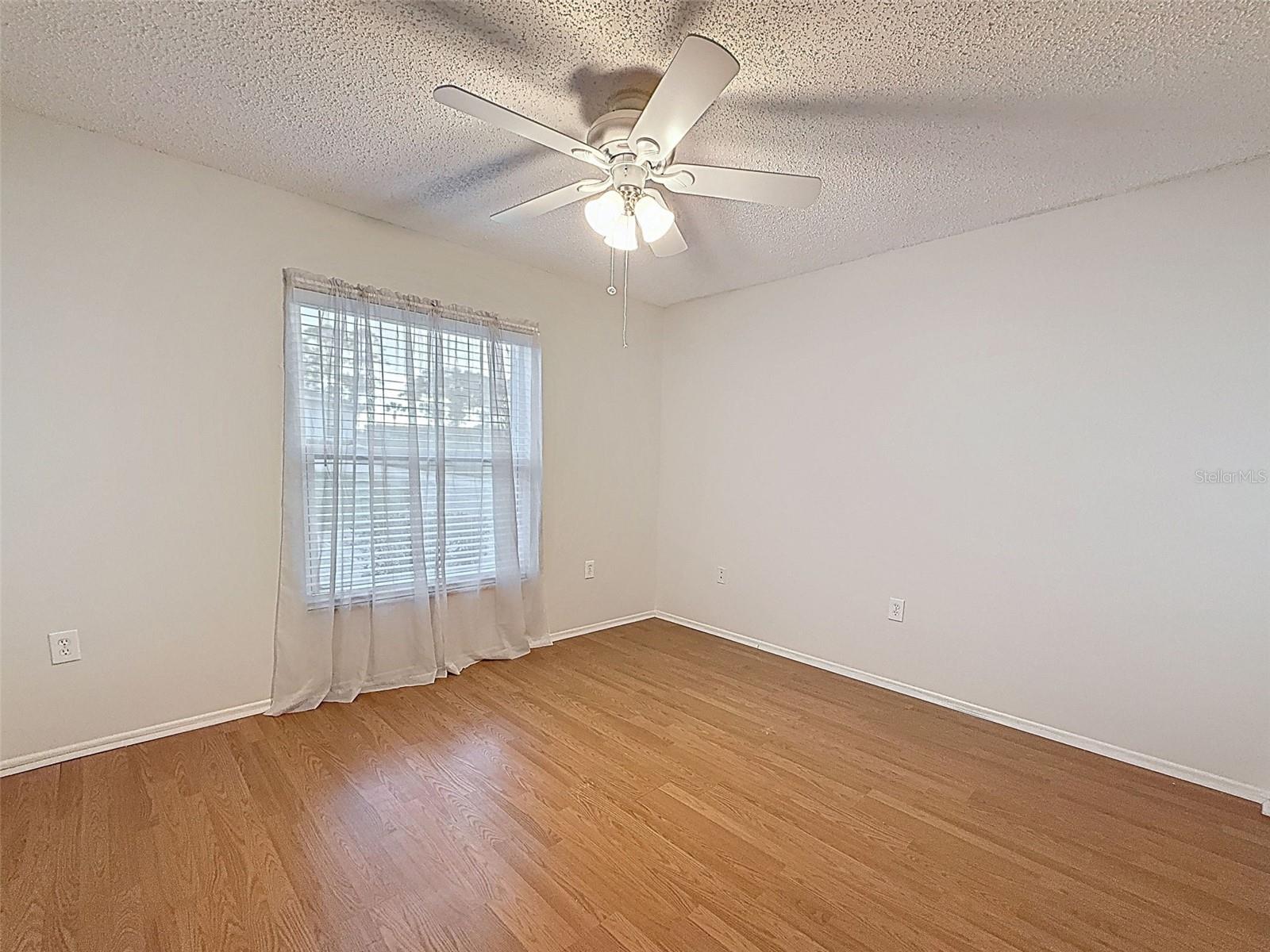 Image 33 of 57 For 11341 Dollar Lake Drive 1