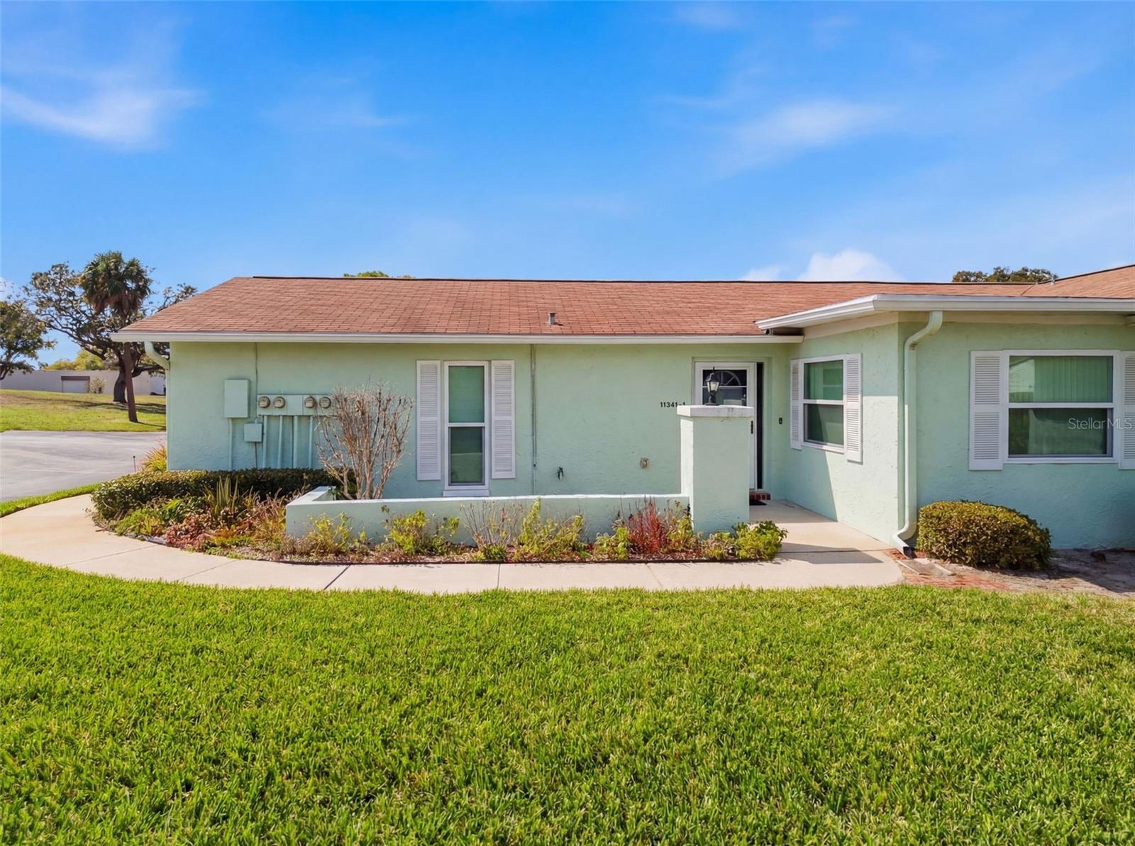 Image 5 of 57 For 11341 Dollar Lake Drive 1