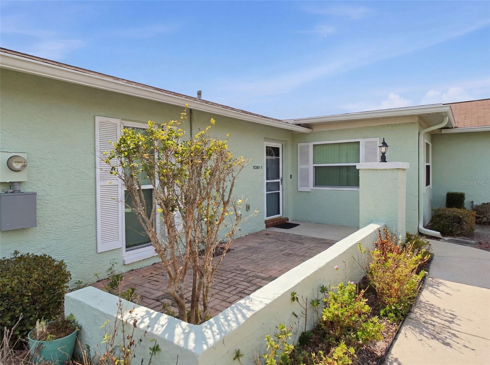 Image 6 of 57 For 11341 Dollar Lake Drive 1