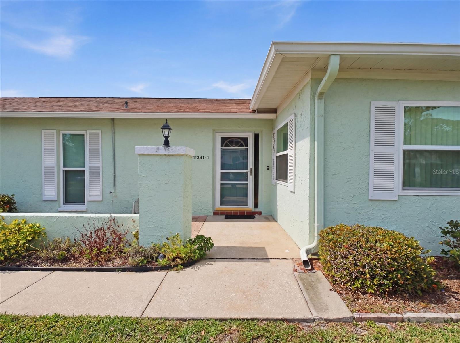 Image 8 of 57 For 11341 Dollar Lake Drive 1