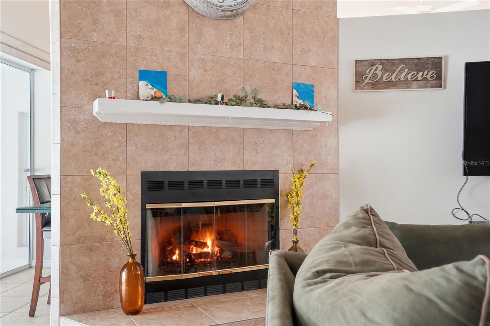 Image 13 of 47 For 3563 Blossom Drive