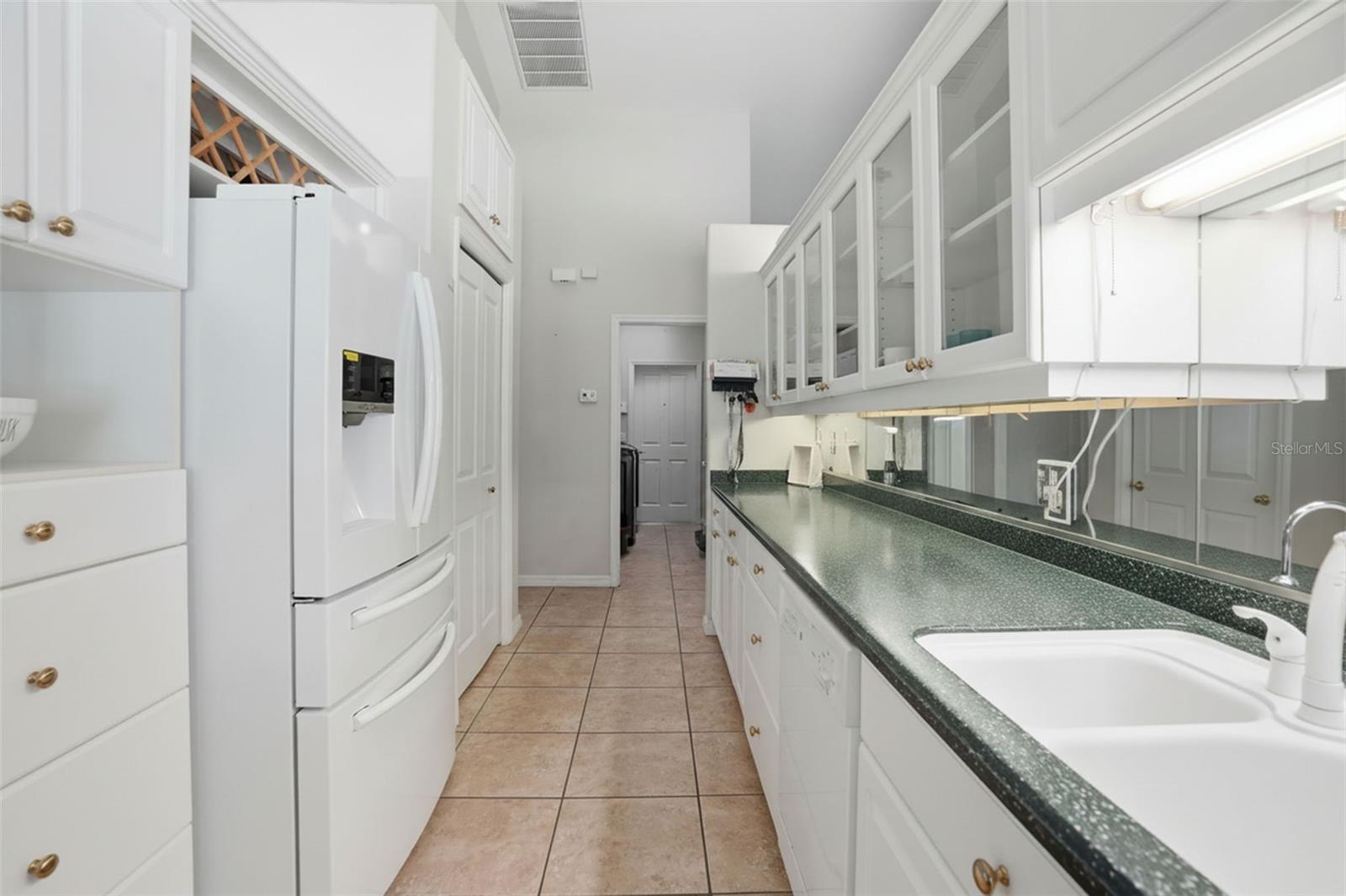 Image 15 of 47 For 3563 Blossom Drive