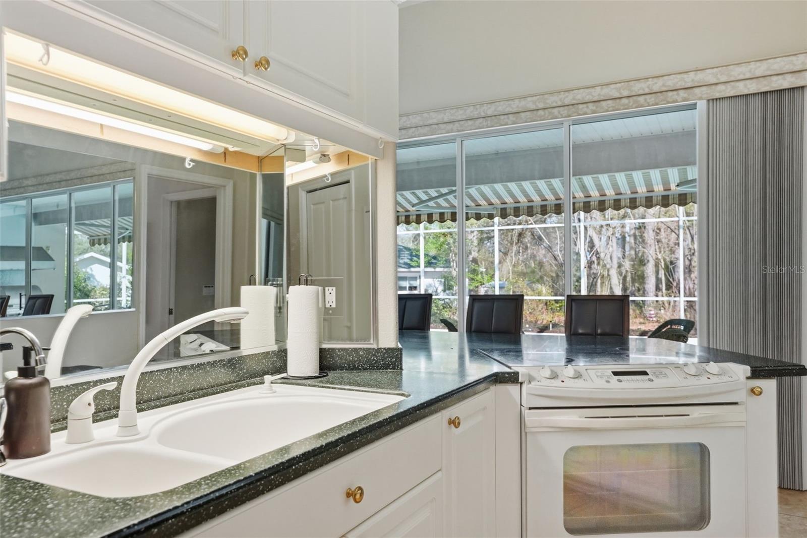 Image 16 of 47 For 3563 Blossom Drive