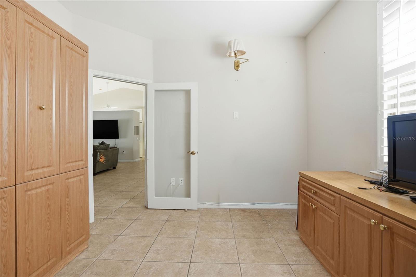 Image 20 of 47 For 3563 Blossom Drive