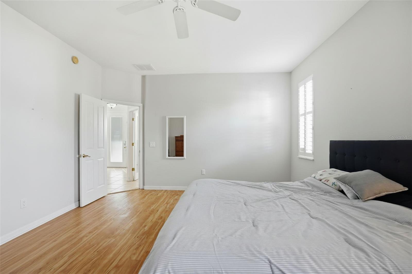 Image 22 of 47 For 3563 Blossom Drive