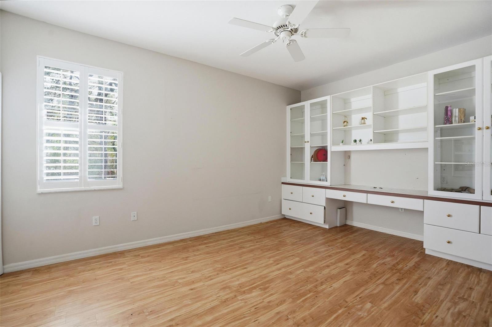 Image 25 of 47 For 3563 Blossom Drive