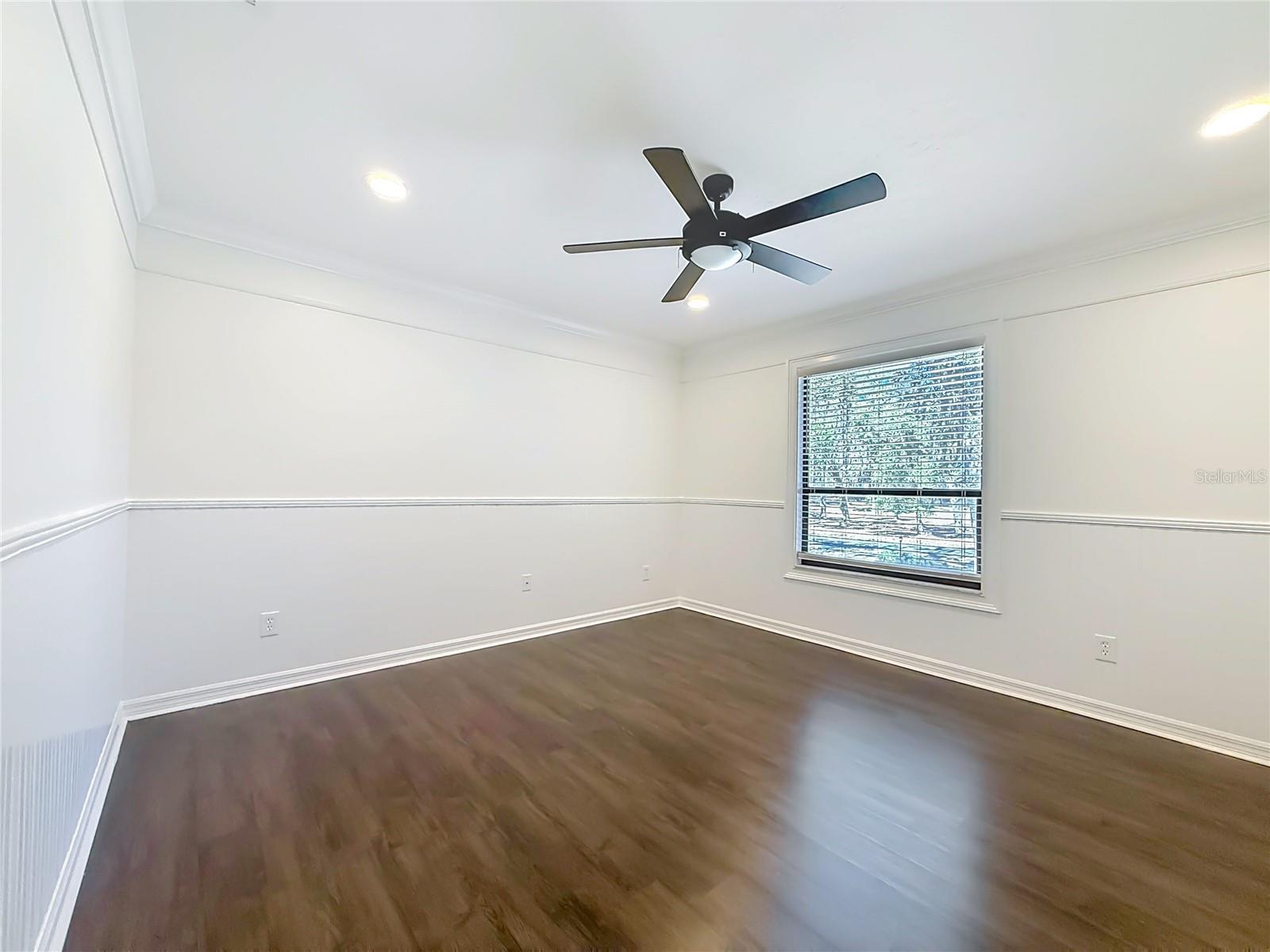 Image 26 of 100 For 3575 24th Avenue Road