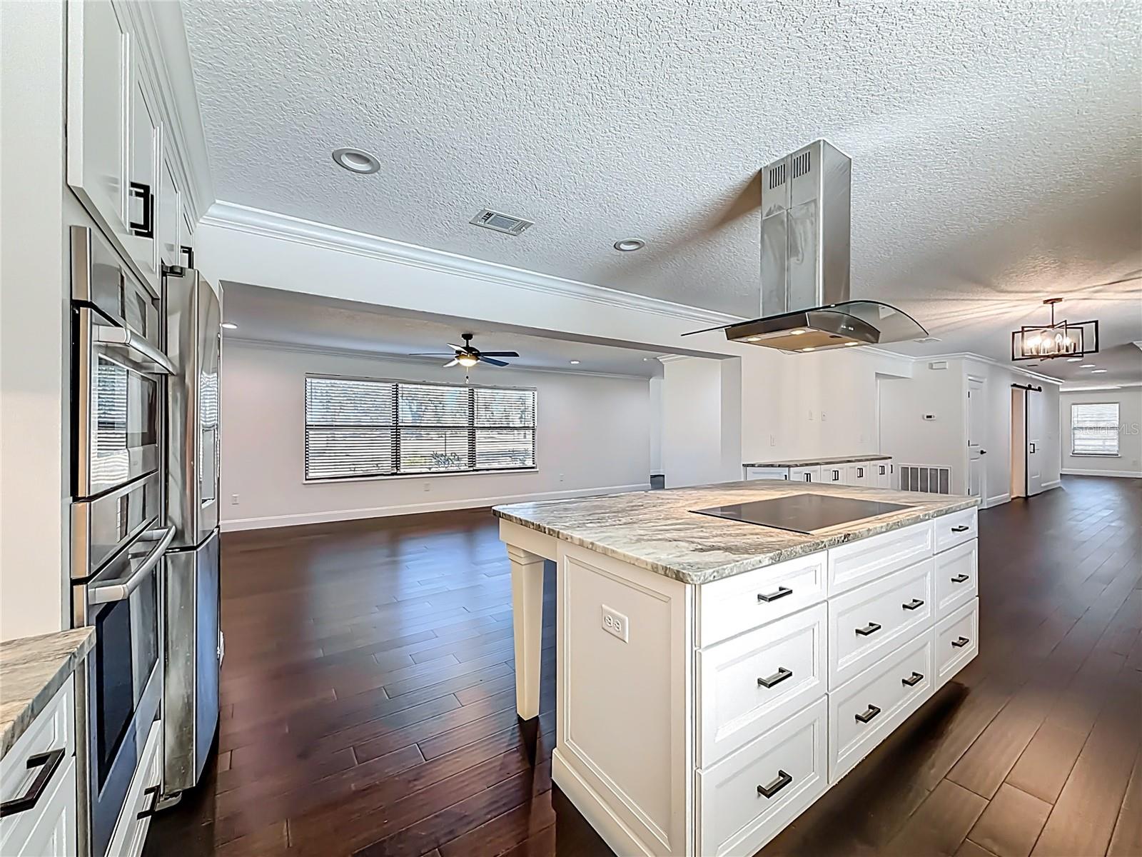 Image 49 of 100 For 3575 24th Avenue Road