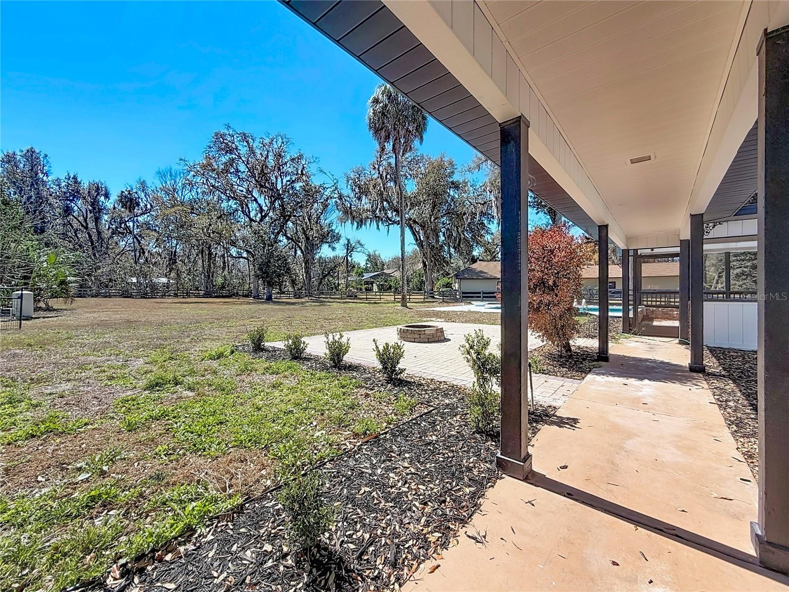 Image 84 of 100 For 3575 24th Avenue Road