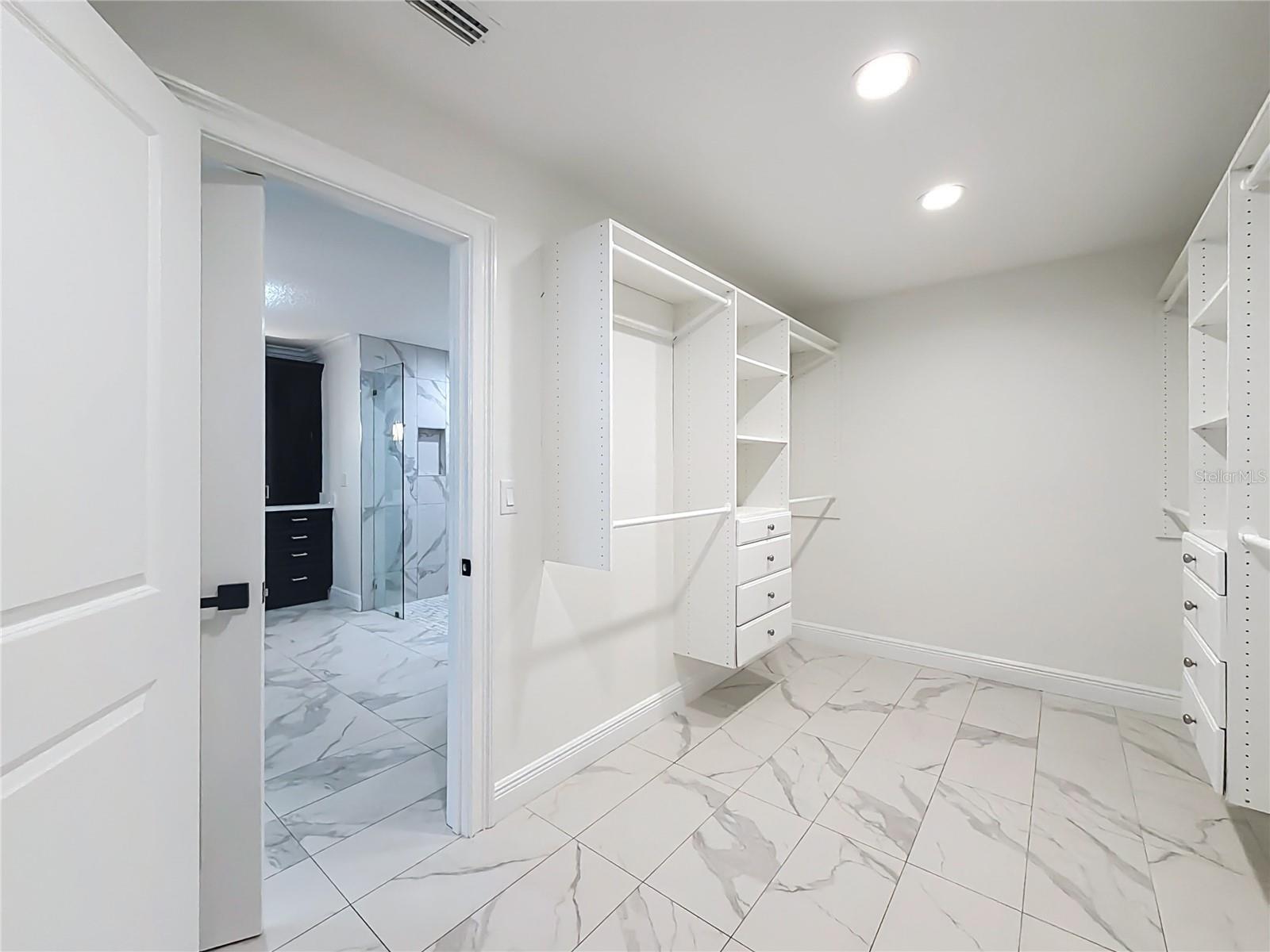 Image 9 of 100 For 3575 24th Avenue Road